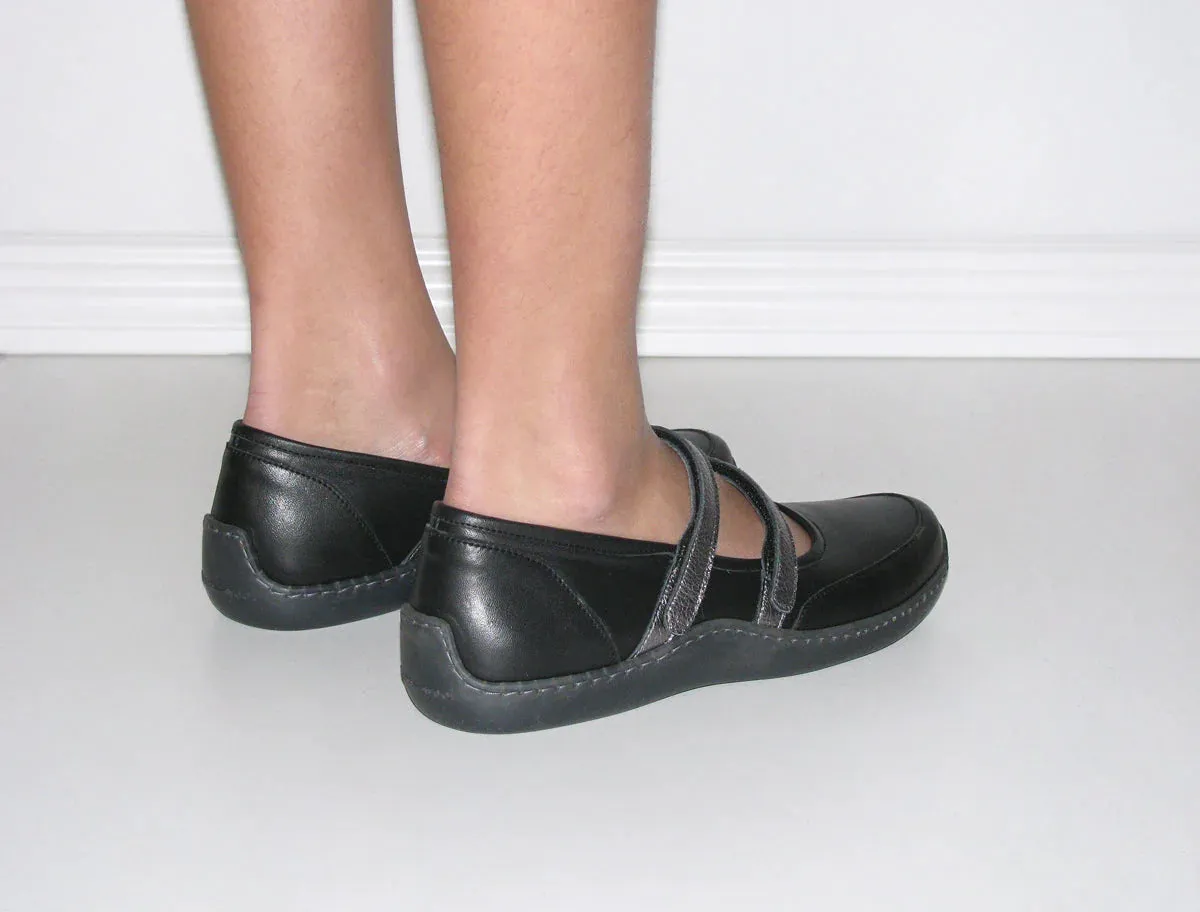 002KM Sandals| Black