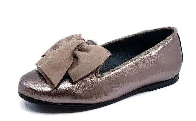 BluBlonc for Girl's Metallic leather Grey Half Bow Slip On