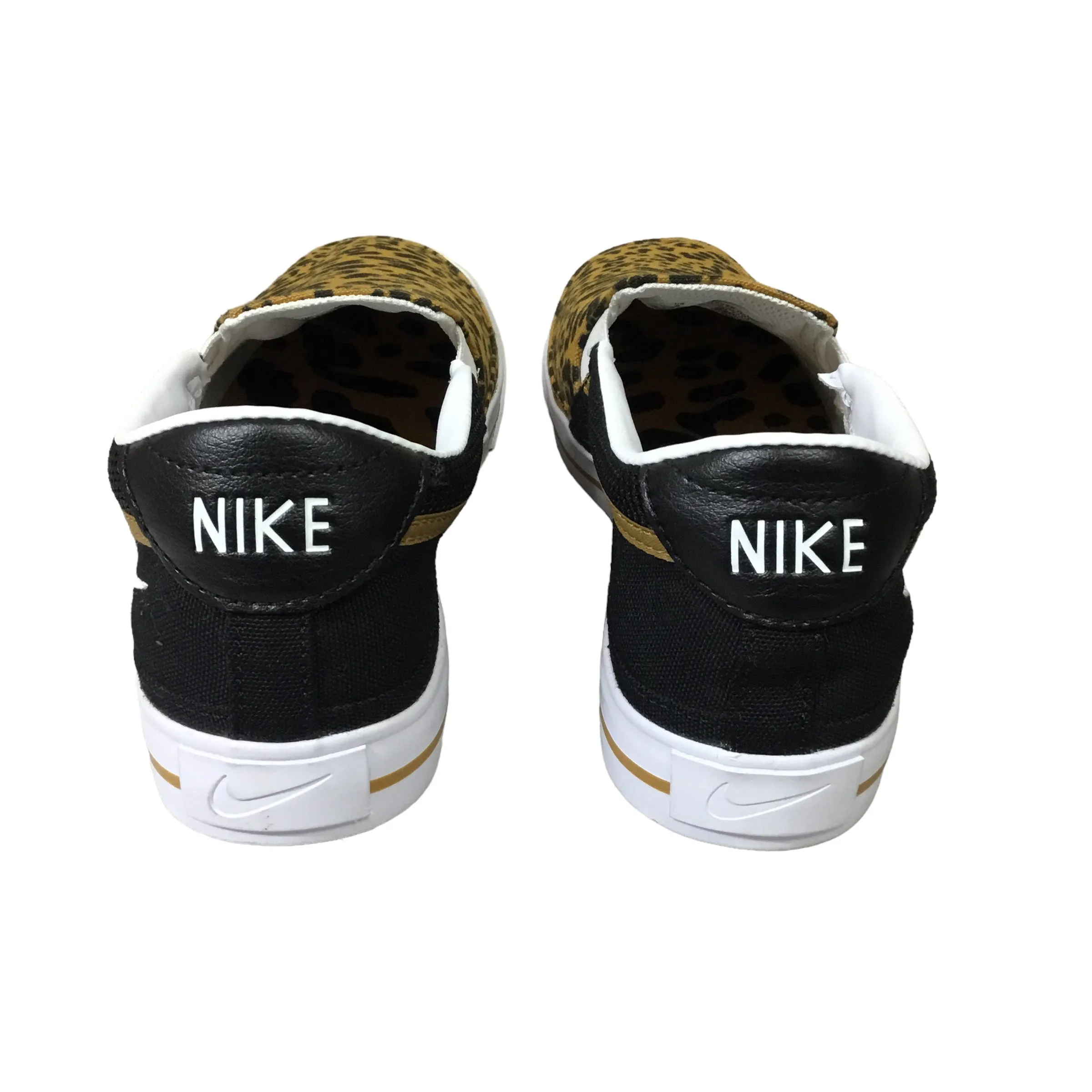 Shoes Sneakers By Nike  Size: 8